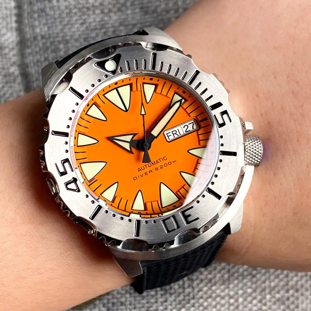 Luminous 42mm 200M Diving AR Sapphire Crystal Monster Orange Dial NH36A Mens Automatic Watch 3.8 o'clock Day Lume Rubber